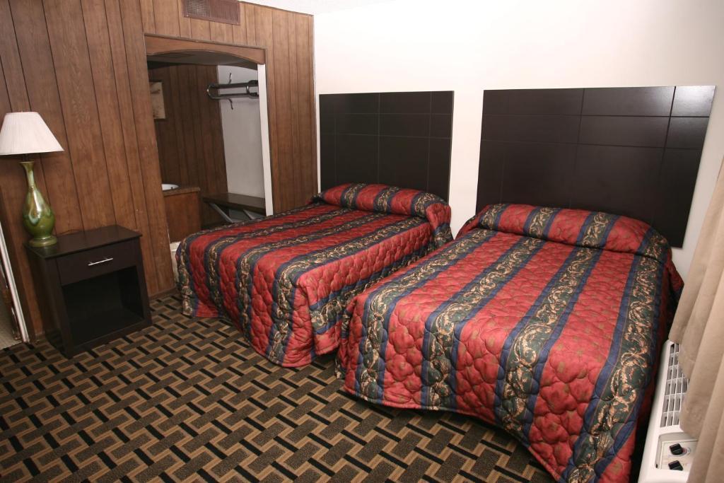 Andrews Motor Inn Room photo